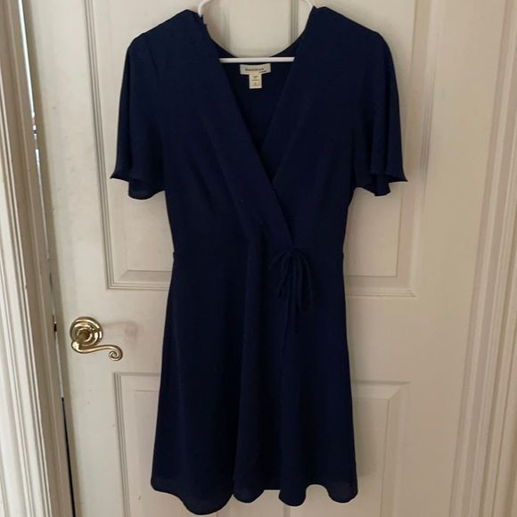 Monteau navy dress - Picture 1 of 3